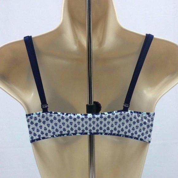 Victoria's Secret Reversible Semi Demi Bra - Picture 4 of 5